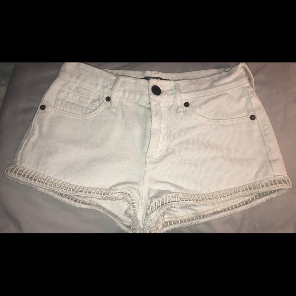 Kendall & Kylie high rise off white denim shorts